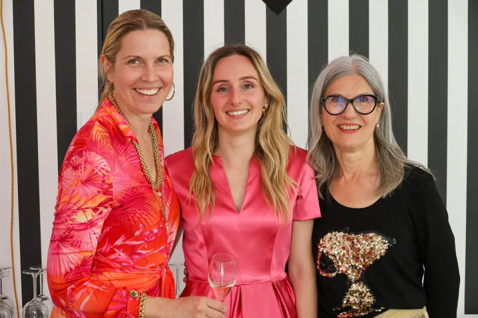 Fulda'da Sürdürülebilir Moda Akımı: Atelier 6400 Kapılarını Açtı görseli
