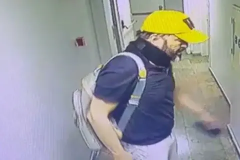 Serhat Kılıç'ın son anları güvenlik kamerasında: Duvara yaslanıp merdivenleri çıktı