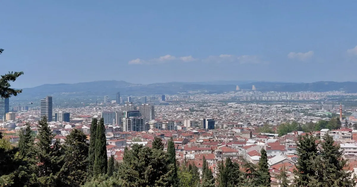 Bursa'da Kritik Hava Durumu Alarmı: Sıcaklar ve Sağanak Yağış Riski Bursa'da Kritik Hava Durumu Alarmı: Sıcaklar ve Sağanak Yağış Riski