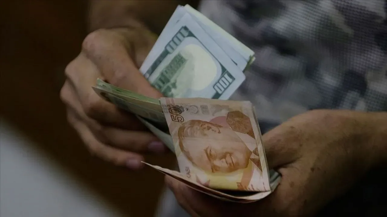 Reel Sektörde Döviz Açığında Kritik Artış: Aralık'ta 41 Milyar Dolarlık Sıçrama Reel Sektörde Döviz Açığında Kritik Artış: Aralık'ta 41 Milyar Dolarlık Sıçrama