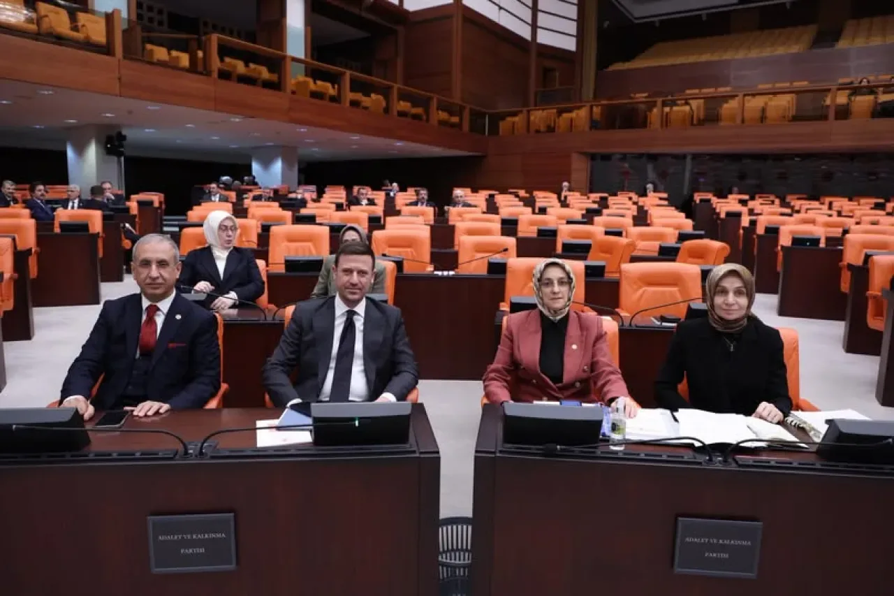 AK Partili Çam'dan Meclis'teki Doğa Koruma Yasası Açıklaması AK Partili Çam'dan Meclis'teki Doğa Koruma Yasası Açıklaması