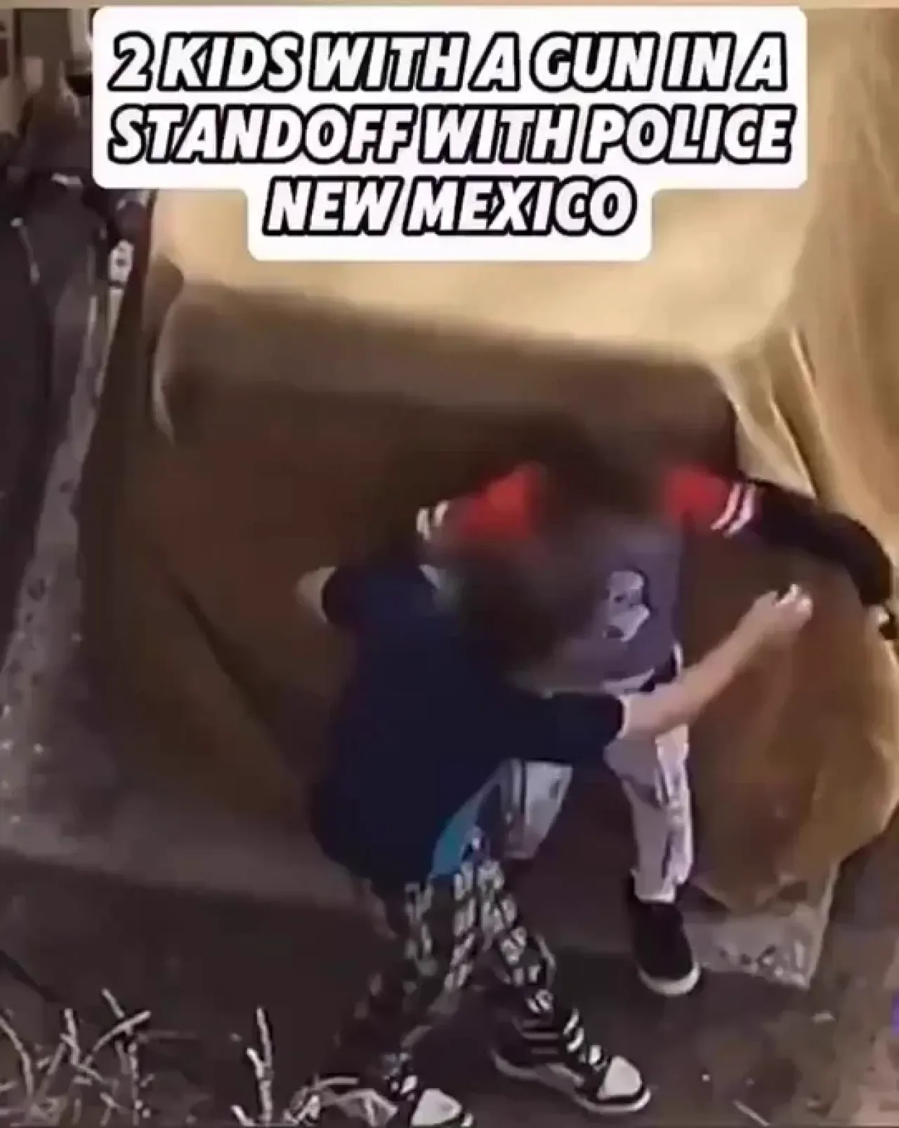 ABD'deki Çocuk Vaka Görüntüleri Şok Yarattı: Polis Neredeyse 7 ve 9 Yaşındaki Çocukları Vuruyordu ABD'deki Çocuk Vaka Görüntüleri Şok Yarattı: Polis Neredeyse 7 ve 9 Yaşındaki Çocukları Vuruyordu