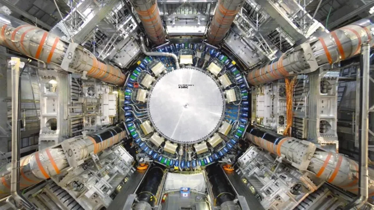 CERN Devrimi: Büyük Hadron Çarpıştırıcısı 10 Kat Daha Güçlü Oluyor! CERN Devrimi: Büyük Hadron Çarpıştırıcısı 10 Kat Daha Güçlü Oluyor!