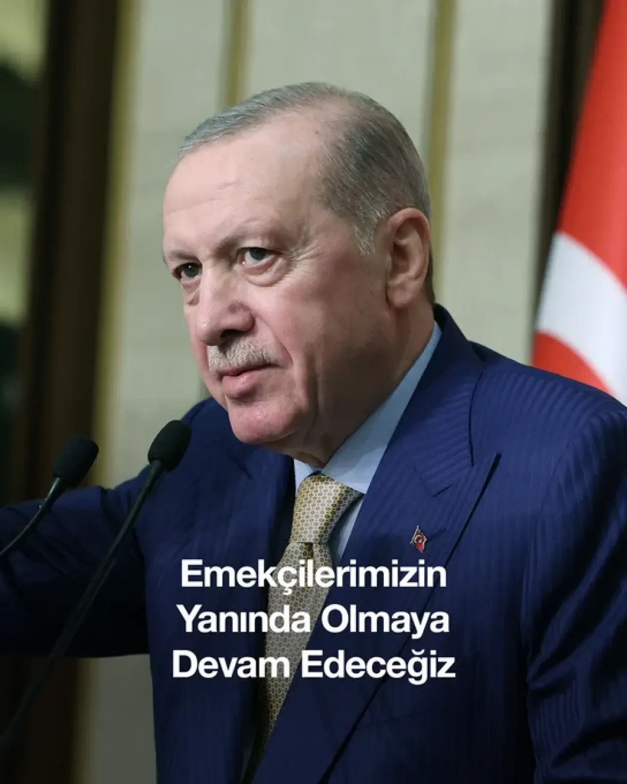 Cumhurbaşkanı Erdoğan'dan Çalışanlara Tam Destek Sözü Cumhurbaşkanı Erdoğan'dan Çalışanlara Tam Destek Sözü