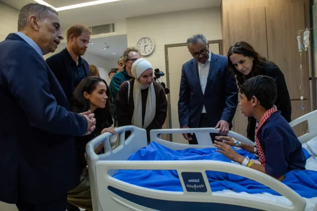 WHO Başkanı Dr. Tedros'tan Ürdün'e Ziyaret: Evrensel Sağlık ve İş Birliği Vurgusu WHO Başkanı Dr. Tedros'tan Ürdün'e Ziyaret: Evrensel Sağlık ve İş Birliği Vurgusu