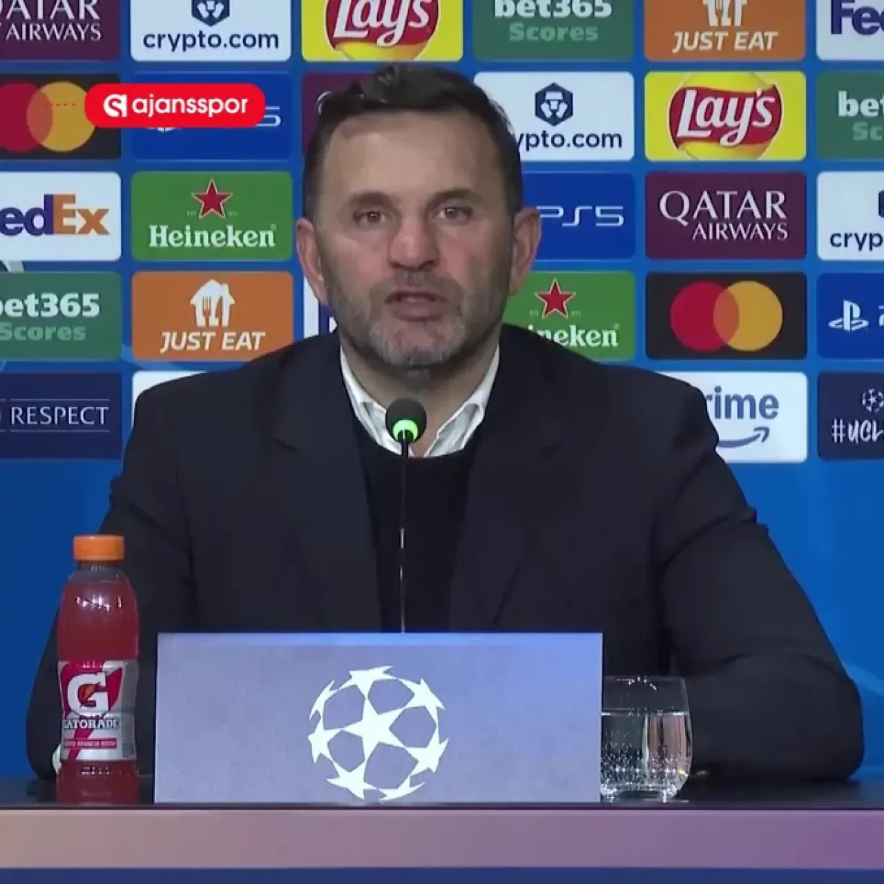 Okan Buruk'tan Şaşırtan Galatasaray Değerlendirmesi: "Bugün Hiçbir Yere Gidemezsiniz Dersiniz" Okan Buruk'tan Şaşırtan Galatasaray Değerlendirmesi: "Bugün Hiçbir Yere Gidemezsiniz Dersiniz"