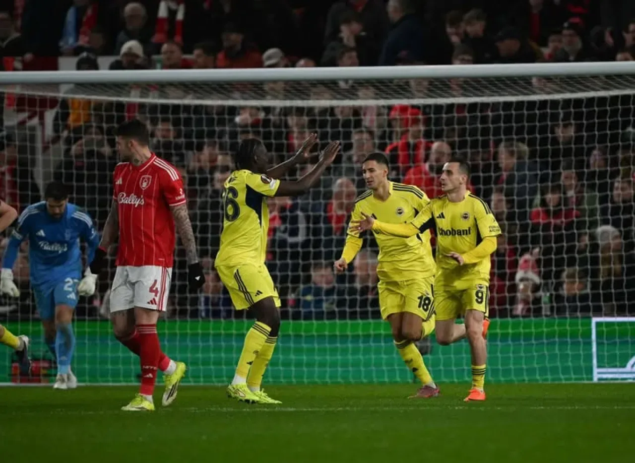 Fenerbahçe Avrupa Ligi'ne Veda Etti: Nottingham Forest Serüveni Sona Erdi Fenerbahçe Avrupa Ligi'ne Veda Etti: Nottingham Forest Serüveni Sona Erdi