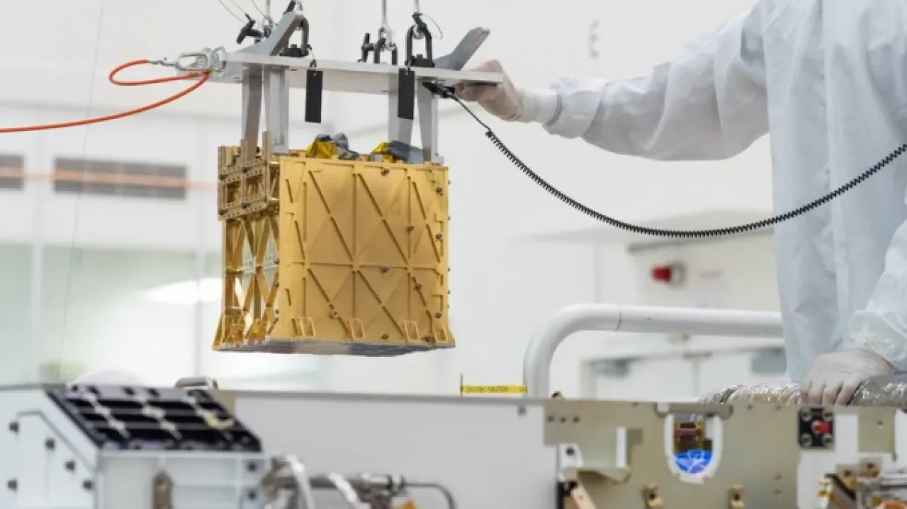 Mars'ta Oksijen Soluyacağız: MOXIE Projesi Geleceğin Uzay Ekonomisini Şekillendiriyor Mars'ta Oksijen Soluyacağız: MOXIE Projesi Geleceğin Uzay Ekonomisini Şekillendiriyor