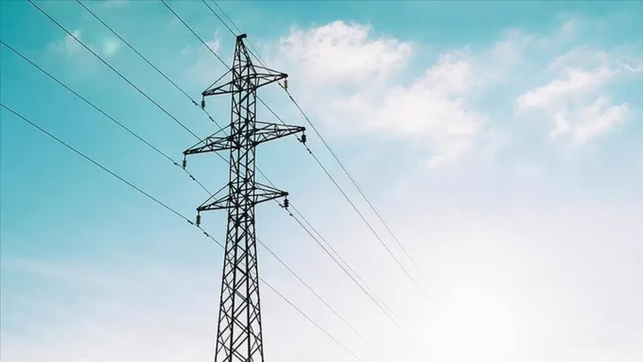 Türkiye'de Elektrik Üretimi ve Tüketimi: Hidroelektrik Santraller Liderliği Ele Geçirdi Türkiye'de Elektrik Üretimi ve Tüketimi: Hidroelektrik Santraller Liderliği Ele Geçirdi