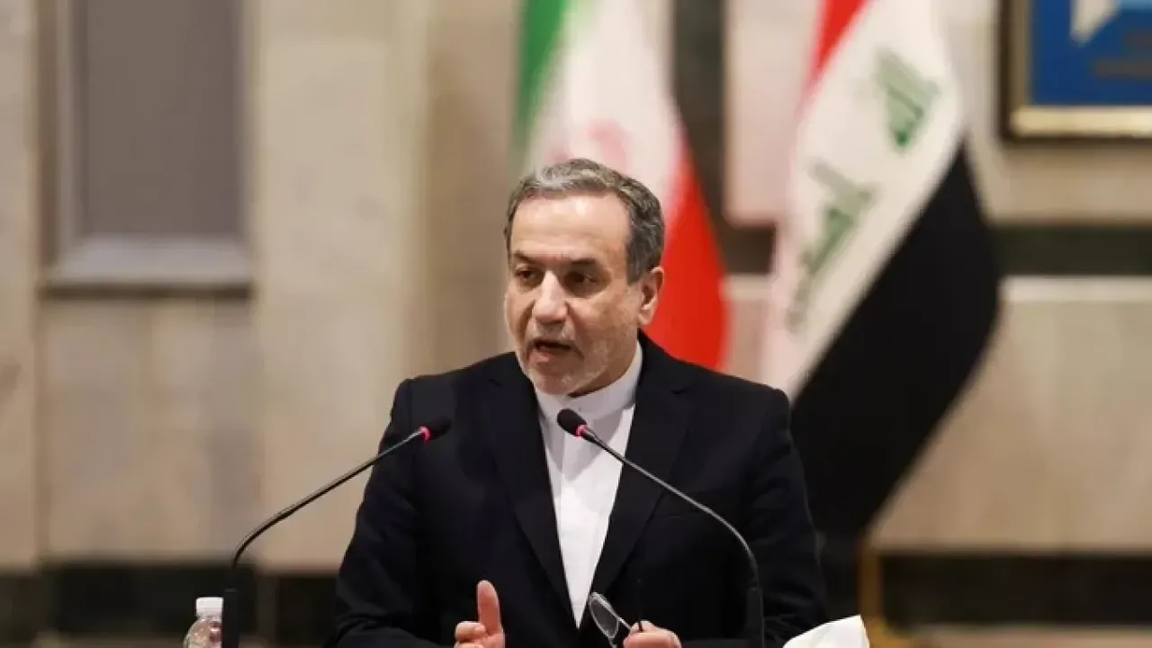 İranlı Bakan'dan Çarpıcı ABD Açıklaması: "Çatışmaya Başkaları Sürükledi" İranlı Bakan'dan Çarpıcı ABD Açıklaması: "Çatışmaya Başkaları Sürükledi"