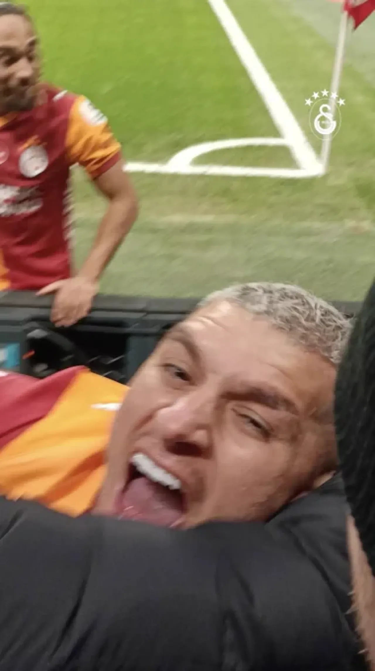 Galatasaray'dan Güçlü Mesaj: Hedef 2026 Yolunda Mücadele ve Konsantrasyon Galatasaray'dan Güçlü Mesaj: Hedef 2026 Yolunda Mücadele ve Konsantrasyon