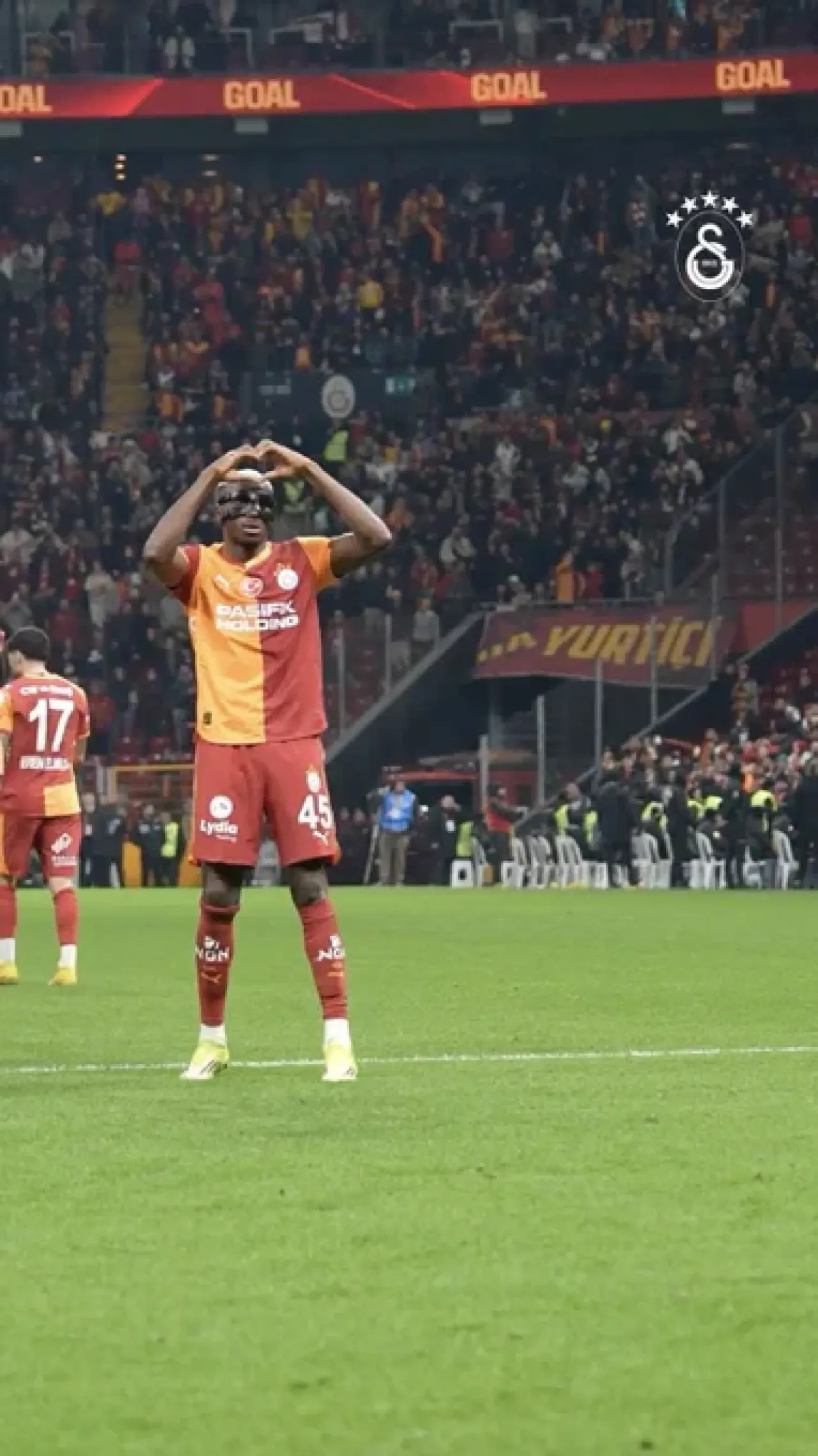 Galatasaray'ın Gol Makinesi Victor Osimhen Yine Vurdu! Galatasaray'ın Gol Makinesi Victor Osimhen Yine Vurdu!