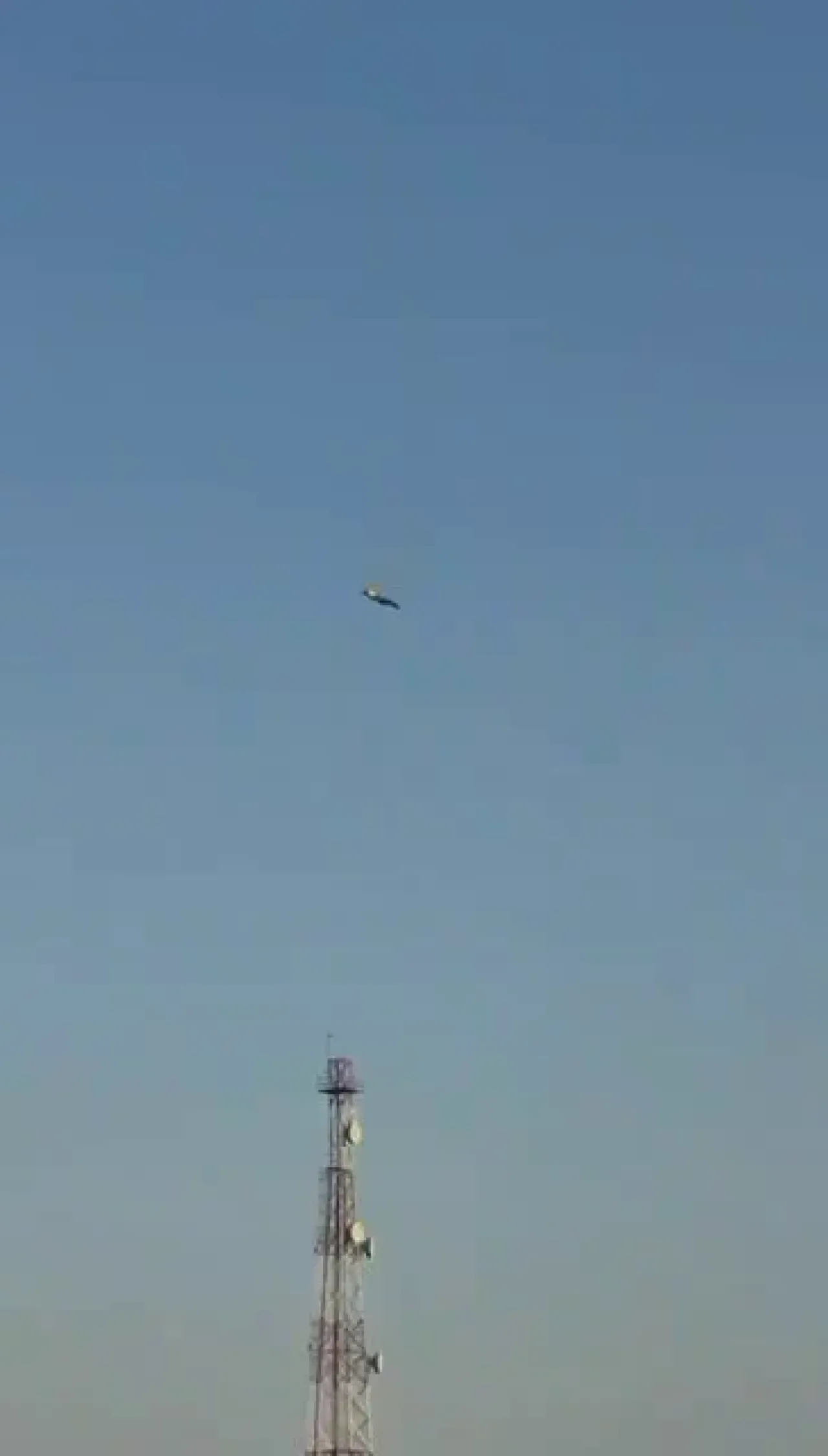 Düşen F-15 Savaş Uçağının Çarpıcı Görüntüleri Ortaya Çıktı Düşen F-15 Savaş Uçağının Çarpıcı Görüntüleri Ortaya Çıktı
