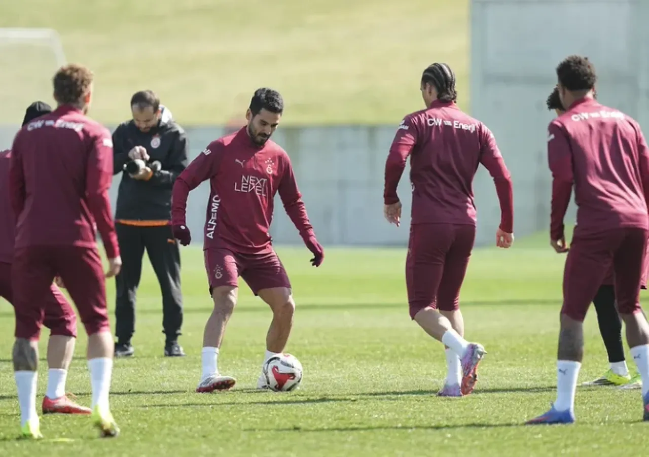 Galatasaray, Alanyaspor Maçı Hazırlıklarını Tamamladı Galatasaray, Alanyaspor Maçı Hazırlıklarını Tamamladı