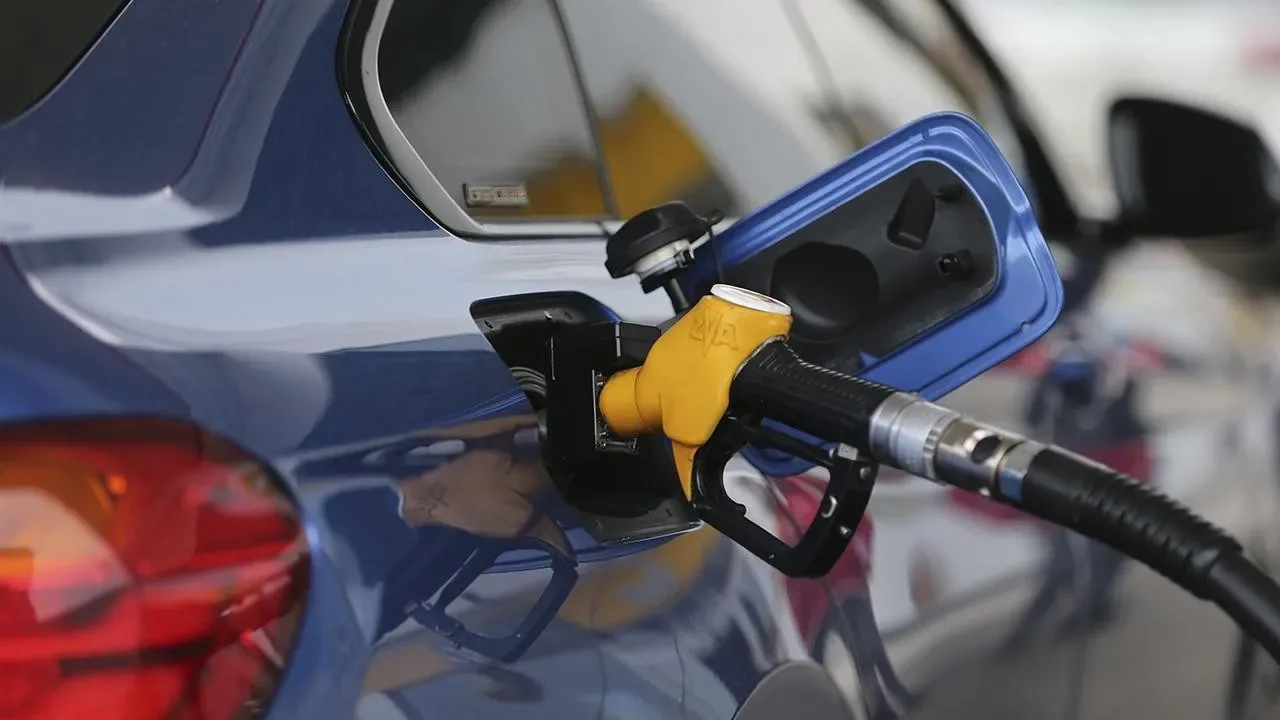 Enerji Şoku ve Eşel Mobil: Enflasyon ve Cari Açık Analizi Enerji Şoku ve Eşel Mobil: Enflasyon ve Cari Açık Analizi