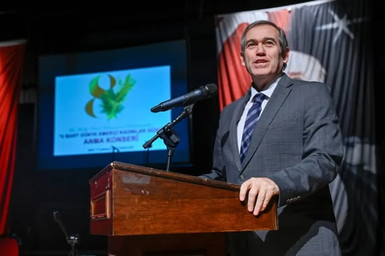 Antalya'da 8 Mart Ruhu: Kadınların Gücü Müzikle Buluştu Antalya'da 8 Mart Ruhu: Kadınların Gücü Müzikle Buluştu