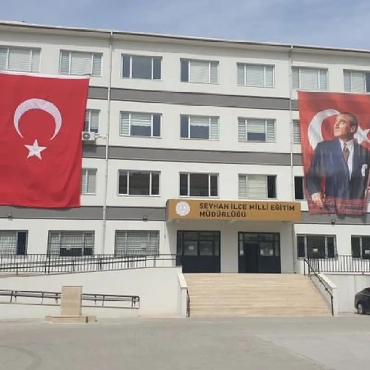 Seyhan'dan 8 Mart Mesajı: "Fedakarlıkları ve İlham Veren Duruşlarıyla Tüm Kadınlarımızın Günü Kutlu Olsun" Seyhan'dan 8 Mart Mesajı: "Fedakarlıkları ve İlham Veren Duruşlarıyla Tüm Kadınlarımızın Günü Kutlu Olsun"