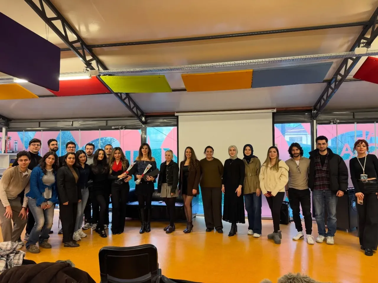 Bilgi Energy Club'dan 8 Mart'a Özel İlham Verici Buluşma Bilgi Energy Club'dan 8 Mart'a Özel İlham Verici Buluşma