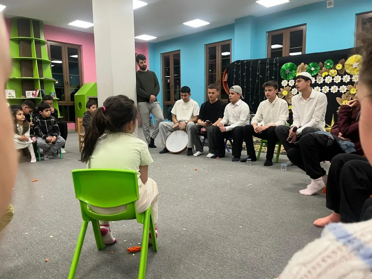 Kızılcahamam'da Miniklerin Yüzü Kütüphanede Güldü Kızılcahamam'da Miniklerin Yüzü Kütüphanede Güldü