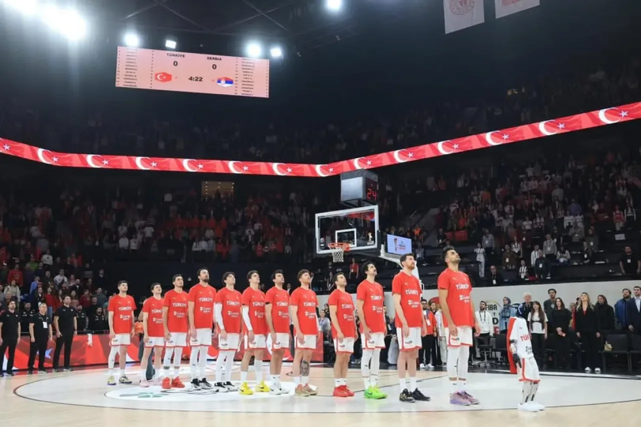 AK Parti'li Mehmet Kasapoğlu, 12DevAdam'da Dört Dörtlük Performans Sergiledi AK Parti'li Mehmet Kasapoğlu, 12DevAdam'da Dört Dörtlük Performans Sergiledi