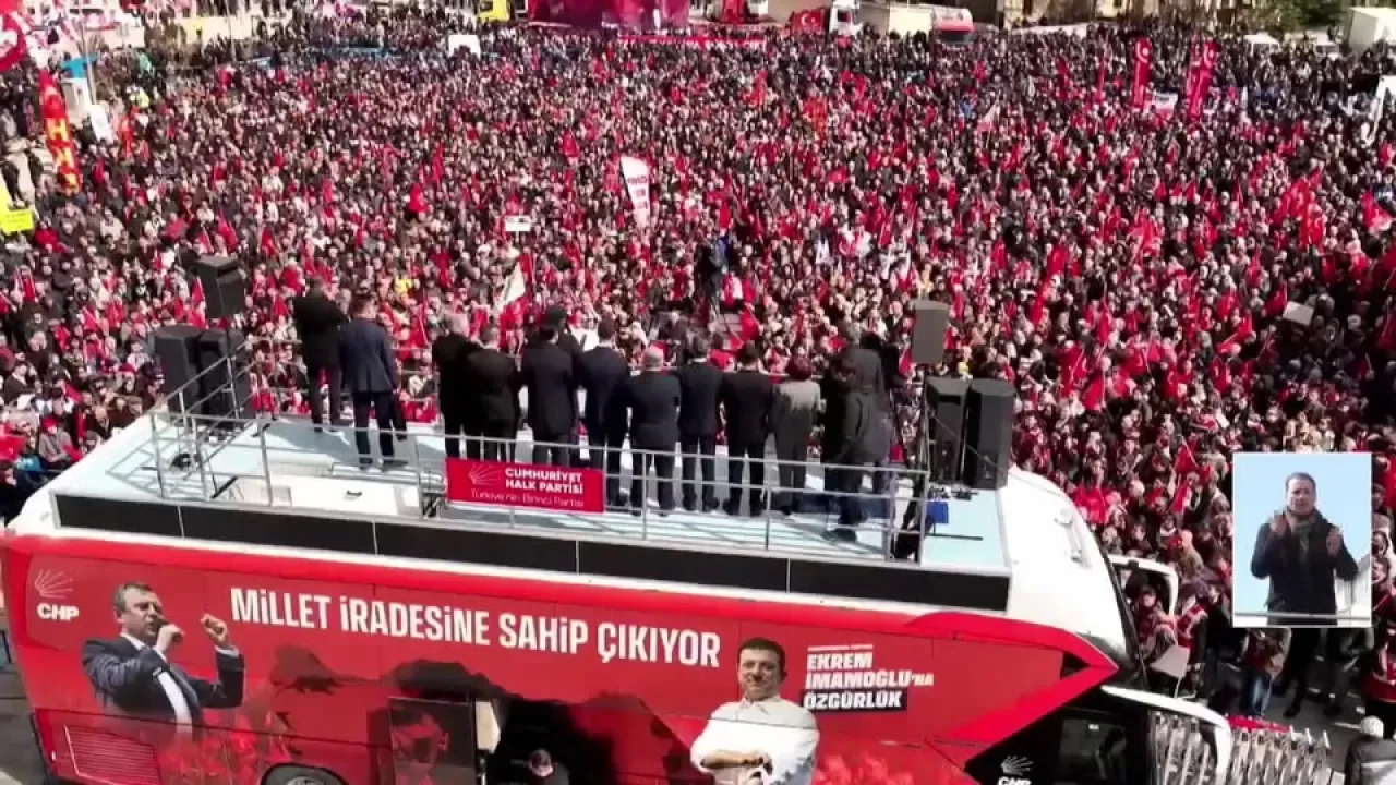 CHP'li Murat Bakan'dan Karaman'da 'Millet İradesi' Vurgusu CHP'li Murat Bakan'dan Karaman'da 'Millet İradesi' Vurgusu