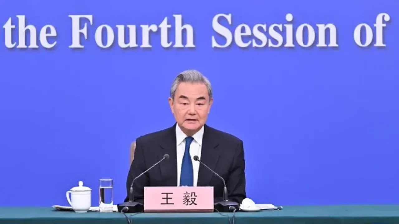 Çin Dışişleri Bakanı Wang Yi: Devlet Başkanı Diplomasisi, Çin Diplomasisinin Çapasıdır Çin Dışişleri Bakanı Wang Yi: Devlet Başkanı Diplomasisi, Çin Diplomasisinin Çapasıdır