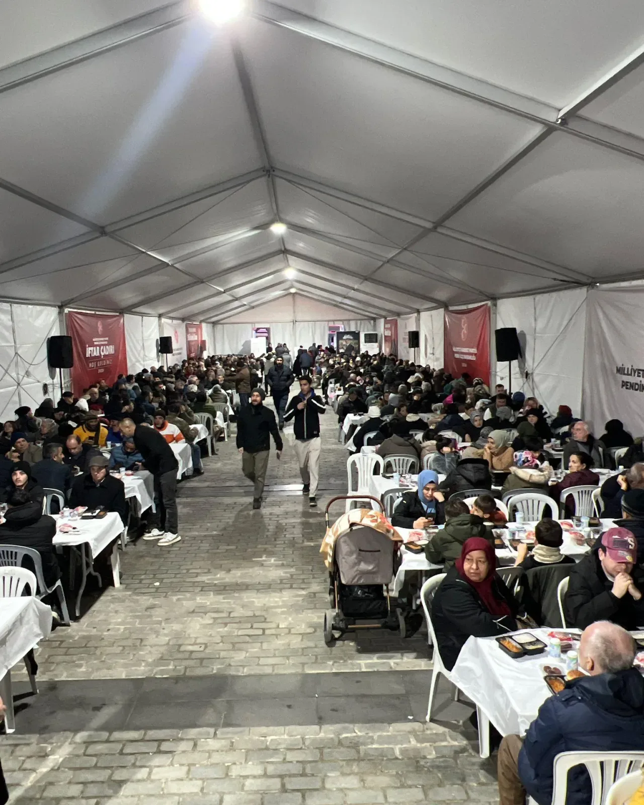MHP Pendik İlçe Teşkilatı, Ramazan'ın 18. Gününde Kurtköy'de İftar Çadırında Buluştu MHP Pendik İlçe Teşkilatı, Ramazan'ın 18. Gününde Kurtköy'de İftar Çadırında Buluştu