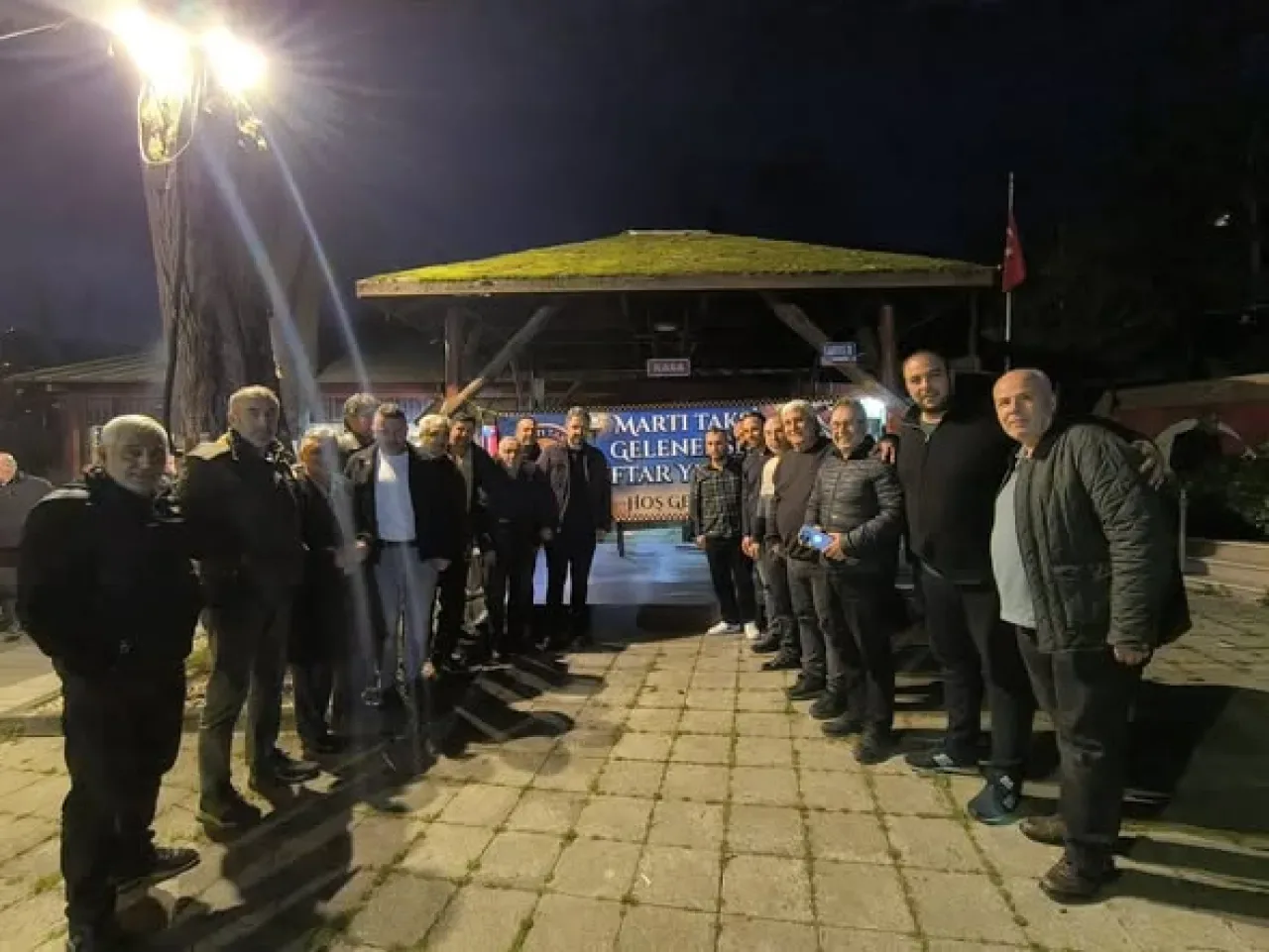 İstanbul Taksiciler Esnaf Odası, Sarıyer'deki İftar Buluşmasında Sektör Gündemini Masaya Yatırdı İstanbul Taksiciler Esnaf Odası, Sarıyer'deki İftar Buluşmasında Sektör Gündemini Masaya Yatırdı