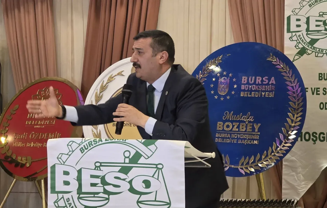 İYİ Partili Türkoğlu, Bursa Esnaf Odası'nın İftarında Hemşehrileriyle Buluştu İYİ Partili Türkoğlu, Bursa Esnaf Odası'nın İftarında Hemşehrileriyle Buluştu
