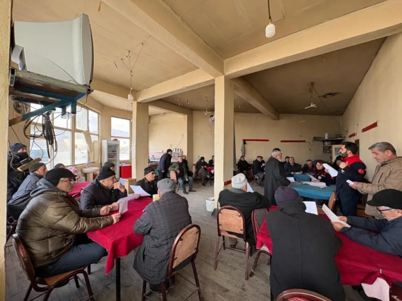 Konya'da Üreticilerle Buluşma: Tarımsal Destekler ve Üretim Planlaması Masaya Yatırıldı Konya'da Üreticilerle Buluşma: Tarımsal Destekler ve Üretim Planlaması Masaya Yatırıldı