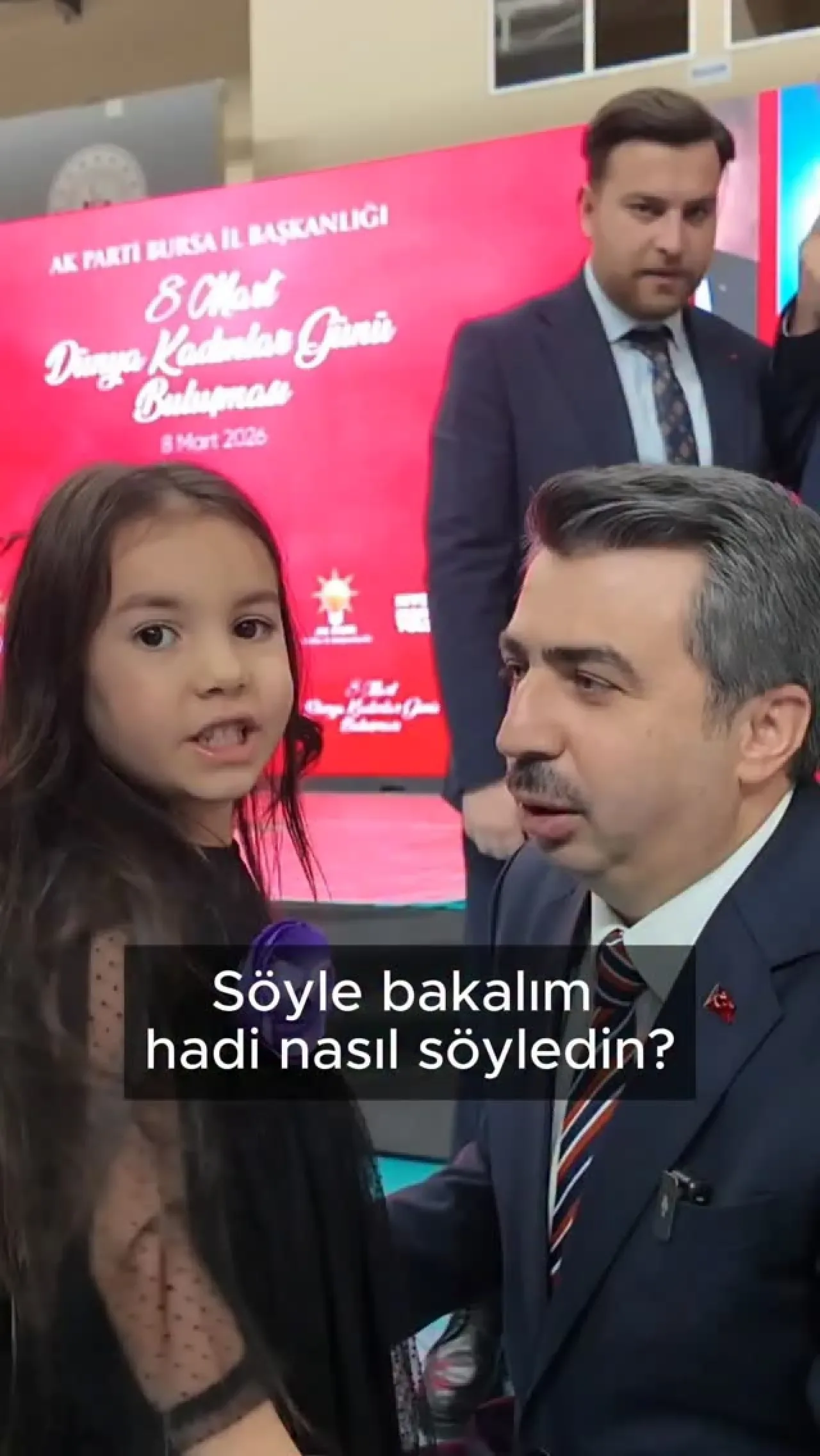 Yıldırım'da 8 Mart Coşkusu: Kadınların Gücü ve Bereketi Kutlandı Yıldırım'da 8 Mart Coşkusu: Kadınların Gücü ve Bereketi Kutlandı