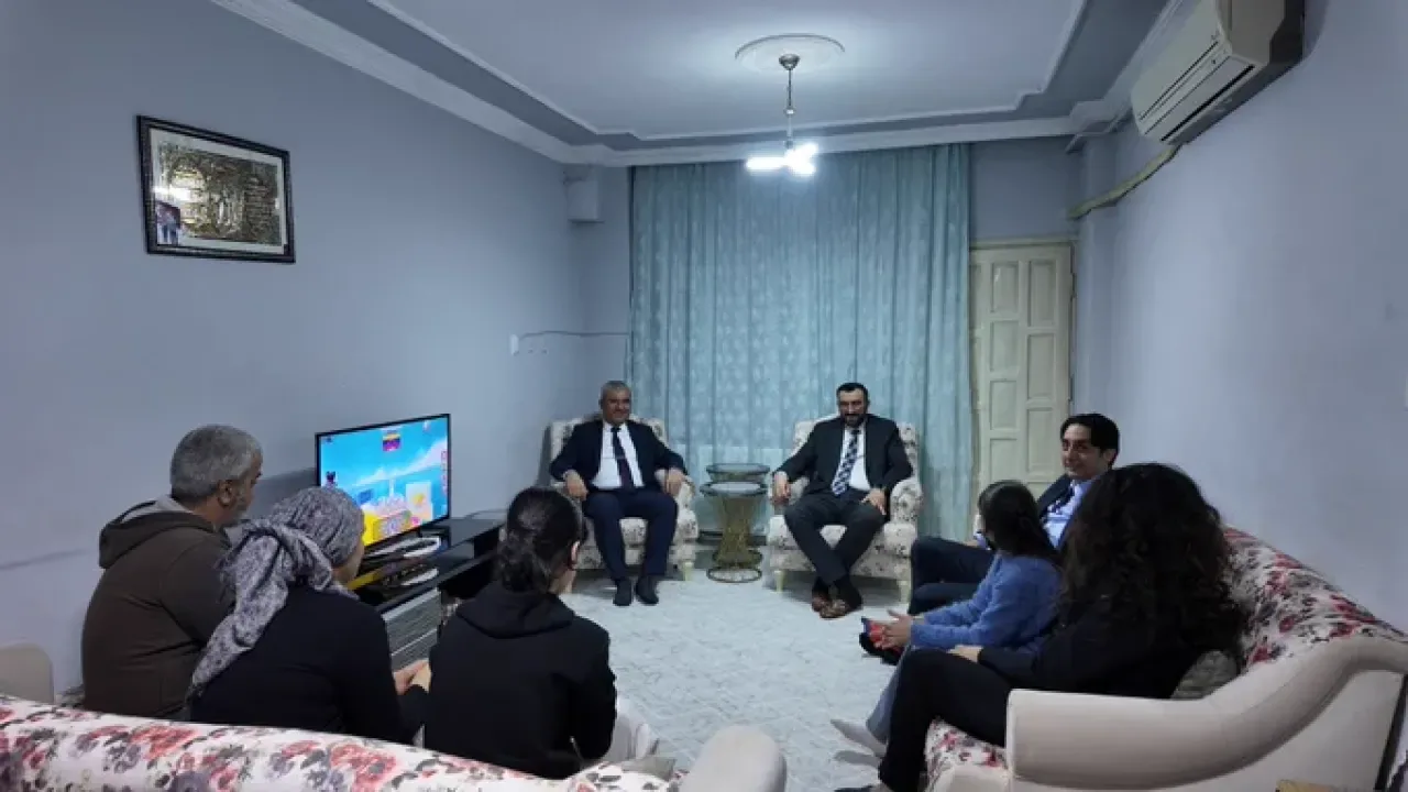 Adana'da Sosyal Hizmetler Ailelerin Hayatına Dokunuyor Adana'da Sosyal Hizmetler Ailelerin Hayatına Dokunuyor