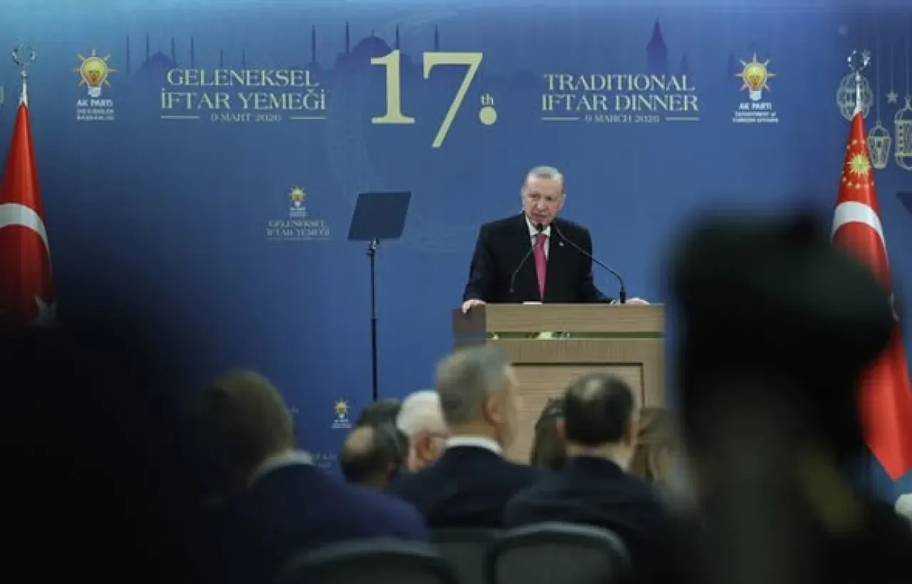 Cumhurbaşkanı Erdoğan'dan Net Mesaj: "Orta Doğu Yeniden Ameliyata Alınamaz" Cumhurbaşkanı Erdoğan'dan Net Mesaj: "Orta Doğu Yeniden Ameliyata Alınamaz"