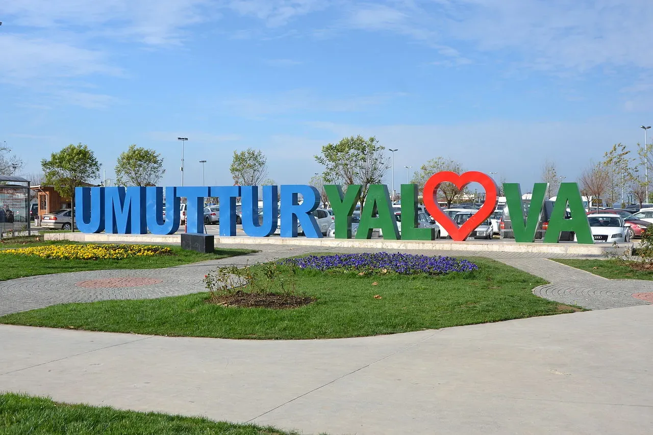 Yalova Valisi Ahmet Hamdi Usta, Altınova'da İncelemelerde Bulundu Yalova Valisi Ahmet Hamdi Usta, Altınova'da İncelemelerde Bulundu