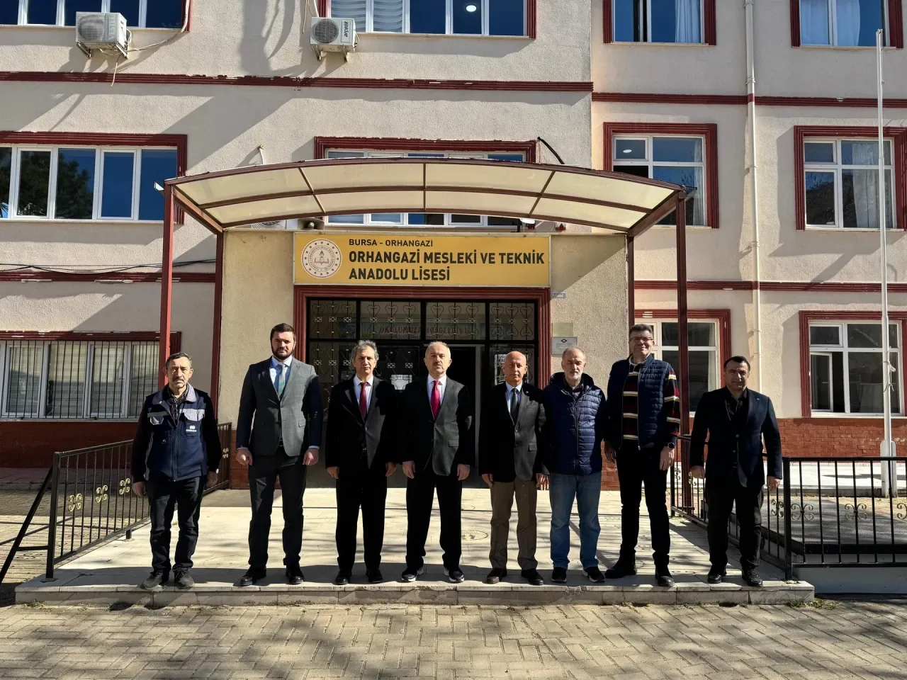 Kaymakam Karamehmetoğlu Orhangazi Meslek Lisesi'nde İncelemelerde Bulundu Kaymakam Karamehmetoğlu Orhangazi Meslek Lisesi'nde İncelemelerde Bulundu