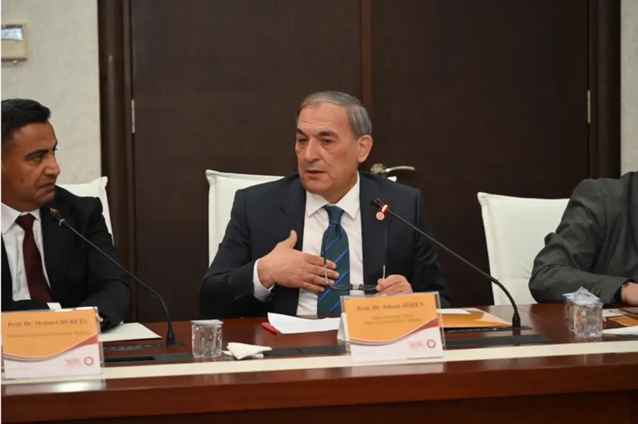 Adana Alparslan Türkeş Bilim ve Teknoloji Üniversitesi Rektörü Prof. Dr. Adnan Sözen, YÖK Başkanı Prof. Dr. Erol Özvar ile Hatay'da Bir Araya Geldi Adana Alparslan Türkeş Bilim ve Teknoloji Üniversitesi Rektörü Prof. Dr. Adnan Sözen, YÖK Başkanı Prof. Dr. Erol Özvar ile Hatay'da Bir Araya Geldi