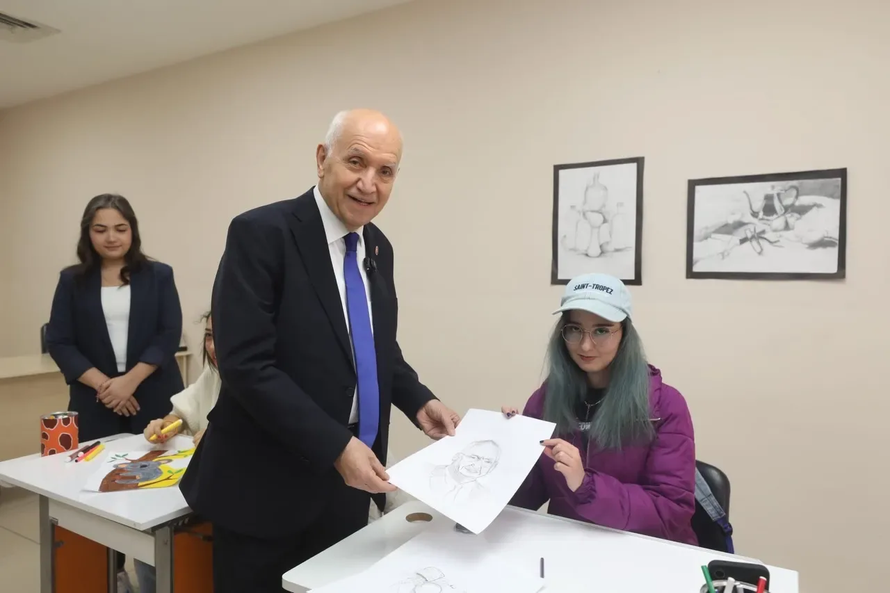 Yenimahalle'de Engelleri Aşan Bir Yuva: Nefes Engelliler Sosyal Tesisi Yenimahalle'de Engelleri Aşan Bir Yuva: Nefes Engelliler Sosyal Tesisi