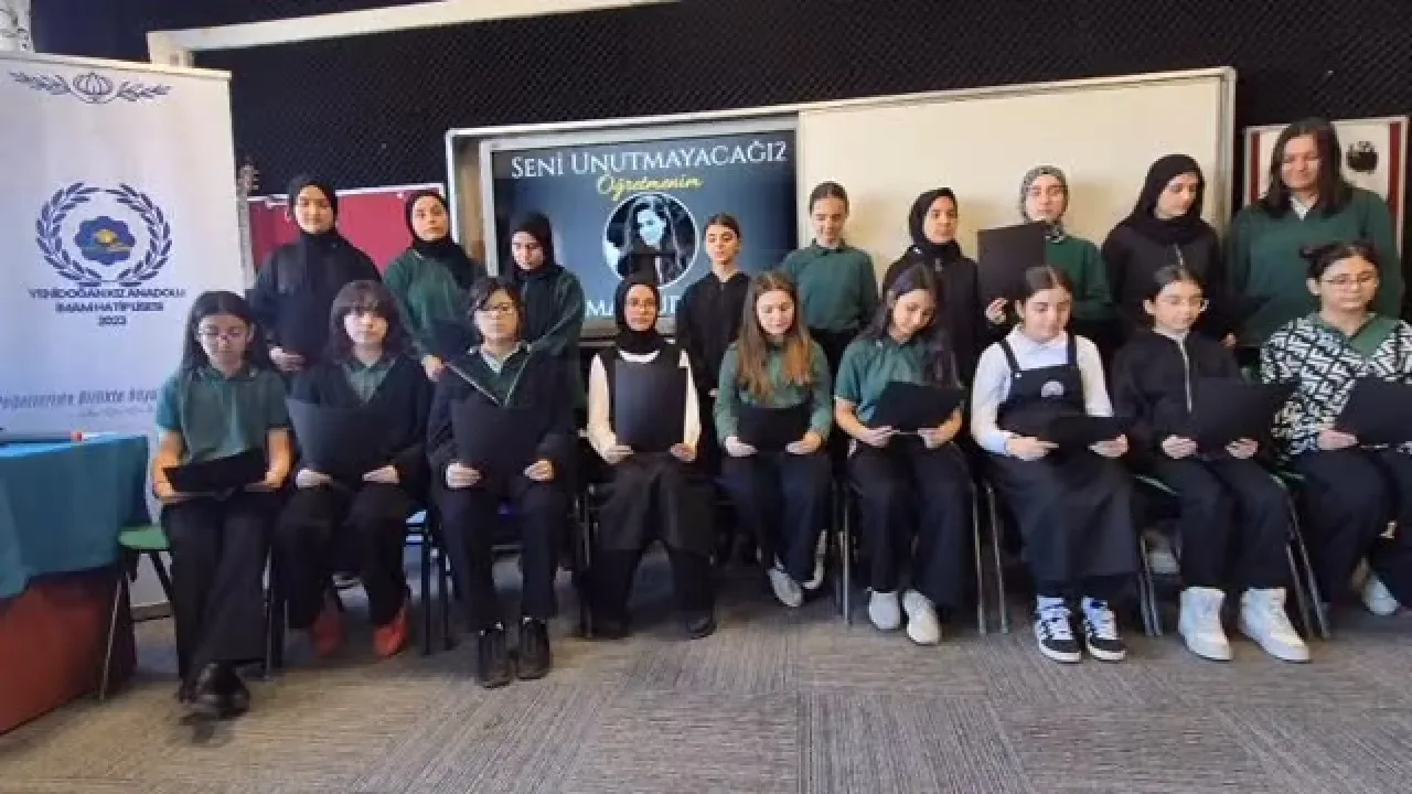 Sancaktepe'de Vefa Konseri: Öğretmen Fatma Nur Çelik'un Anısına Dokunan Performans Sancaktepe'de Vefa Konseri: Öğretmen Fatma Nur Çelik'un Anısına Dokunan Performans