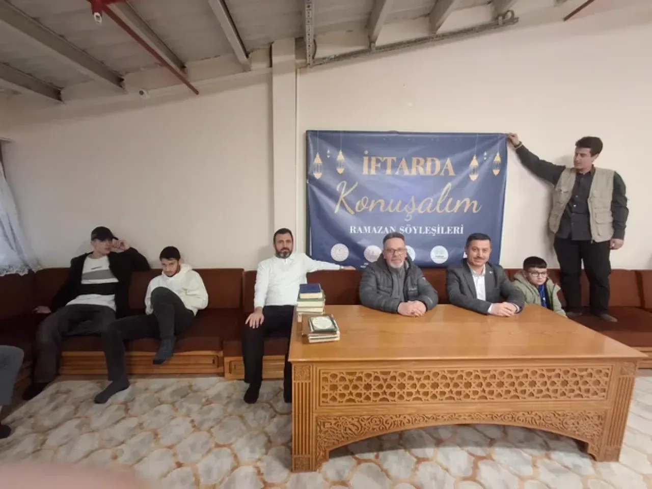 Konya'da "Maarifin Kalbinde Ramazan" Söyleşisi İle İftar Buluşması Konya'da "Maarifin Kalbinde Ramazan" Söyleşisi İle İftar Buluşması