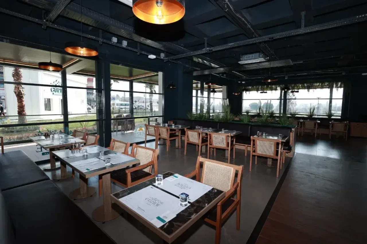 Gebze'de Sosyal Yaşam Alanı Güzide Cafe Restoran Hizmete Açıldı Gebze'de Sosyal Yaşam Alanı Güzide Cafe Restoran Hizmete Açıldı