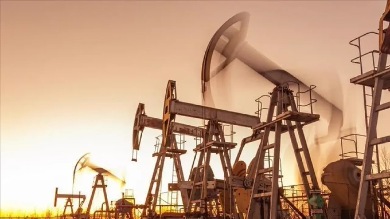 Körfez'deki Çatışma Enerji Fiyatlarını Sarsıyor, Uzmanlar Küresel Ekonomi Uyarısı Yapıyor Körfez'deki Çatışma Enerji Fiyatlarını Sarsıyor, Uzmanlar Küresel Ekonomi Uyarısı Yapıyor
