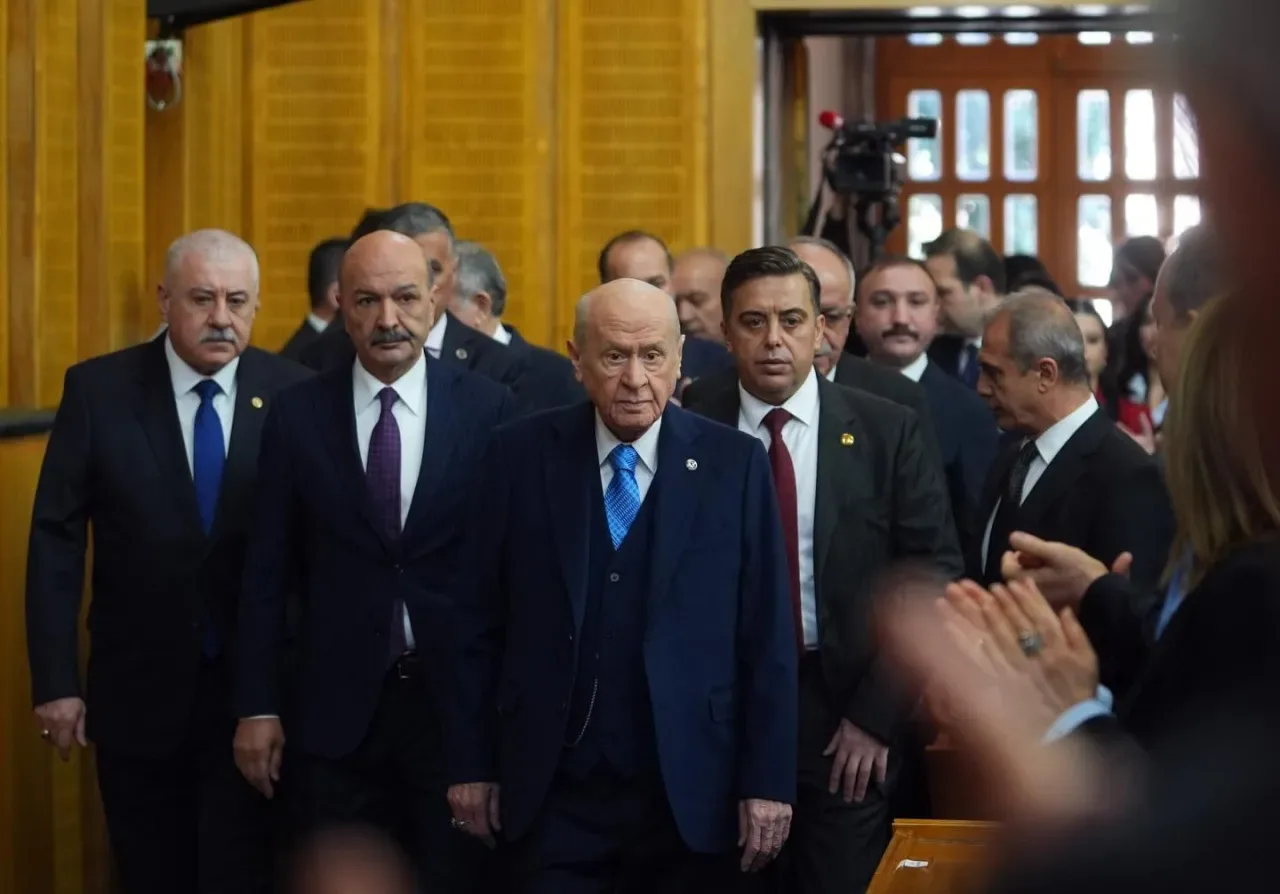 Devlet Bahçeli, TBMM'de Grup Toplantısını Gerçekleştirdi Devlet Bahçeli, TBMM'de Grup Toplantısını Gerçekleştirdi