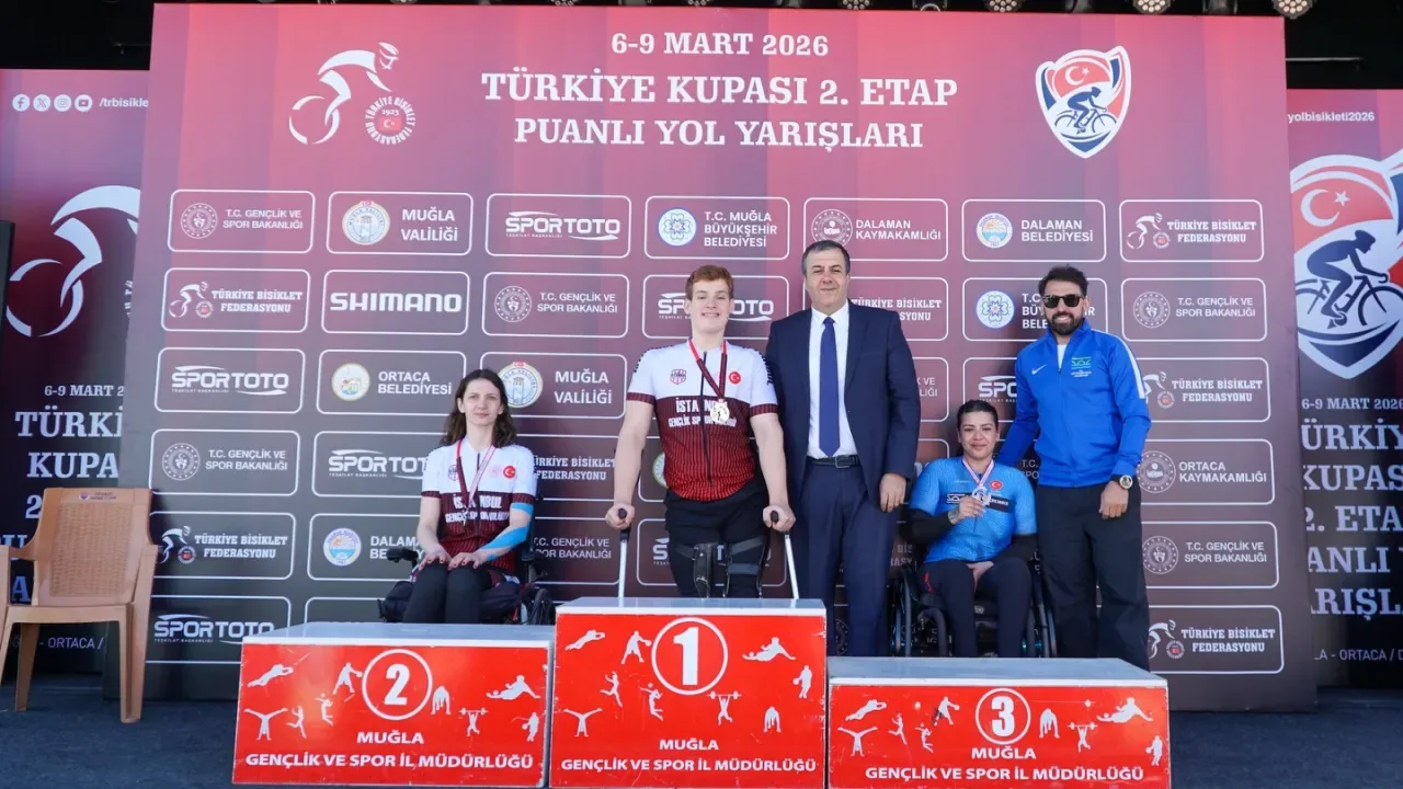 Büyükçekmece'nin Gururu: Dilara Başaran Türkiye Kupası'nda Kürsüde Büyükçekmece'nin Gururu: Dilara Başaran Türkiye Kupası'nda Kürsüde