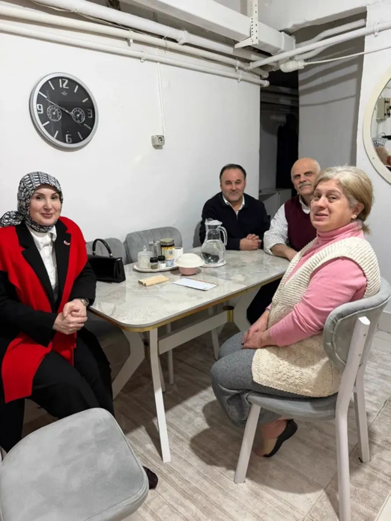 AK Parti Beyoğlu'ndan "Birlik" Vurgusu: Bir Olmak Ruhumuzda Var AK Parti Beyoğlu'ndan "Birlik" Vurgusu: Bir Olmak Ruhumuzda Var