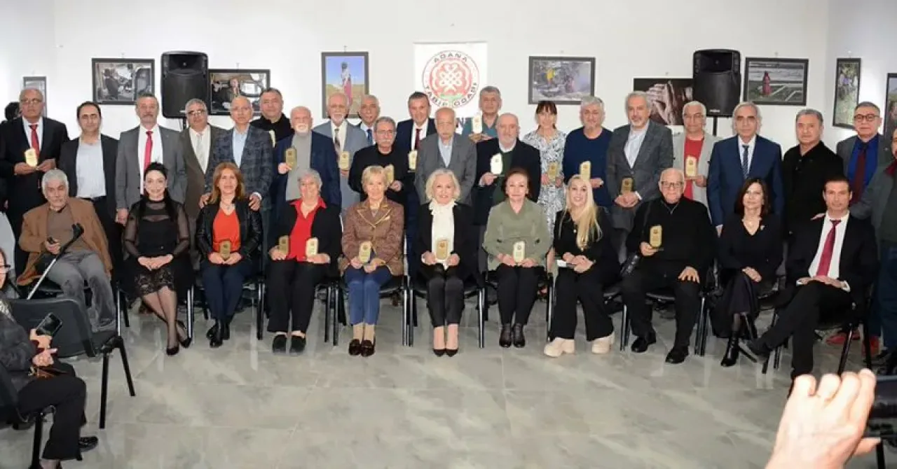 Adana'da 14 Mart Tıp Haftası Coşkuyla Başladı Adana'da 14 Mart Tıp Haftası Coşkuyla Başladı