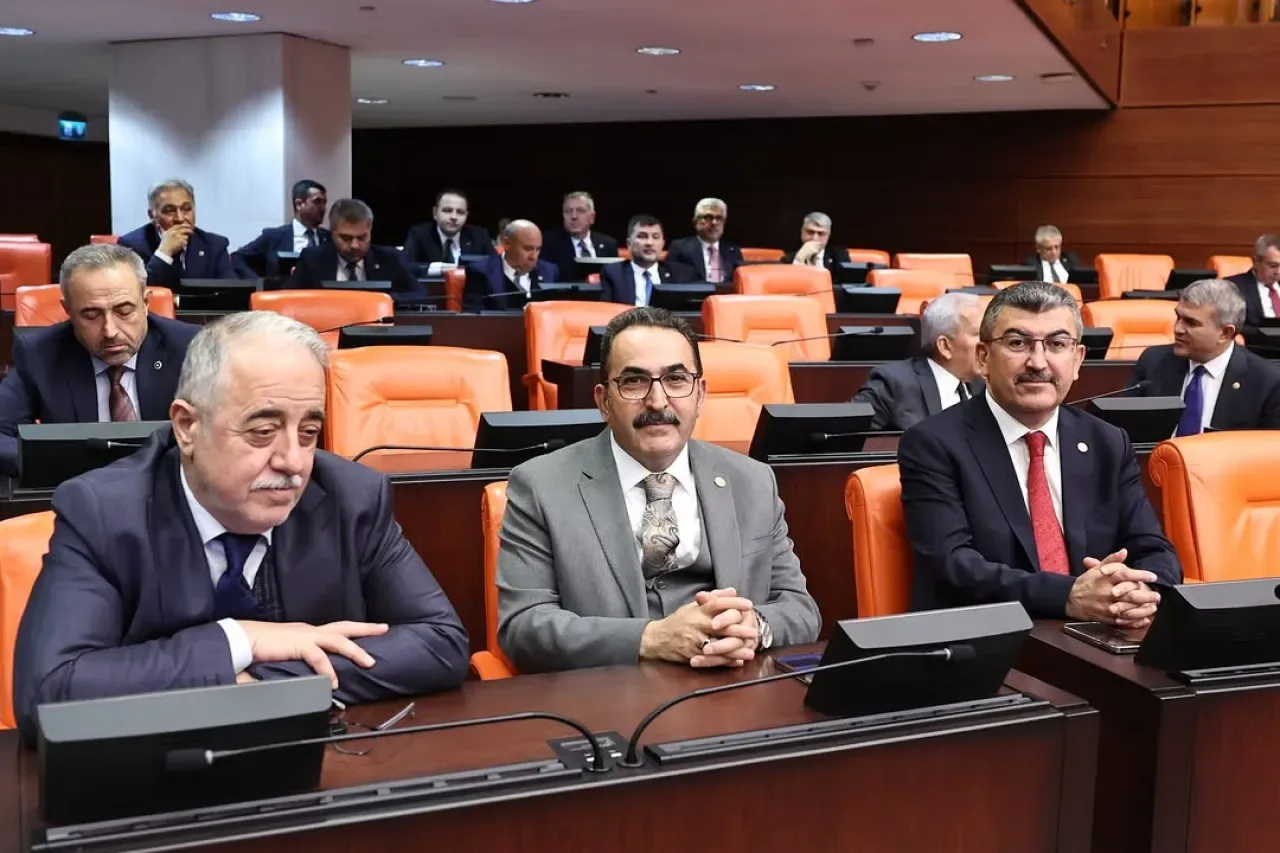 Türkiye'nin Dış ve Güvenlik Politikaları TBMM'de Gündemde Türkiye'nin Dış ve Güvenlik Politikaları TBMM'de Gündemde