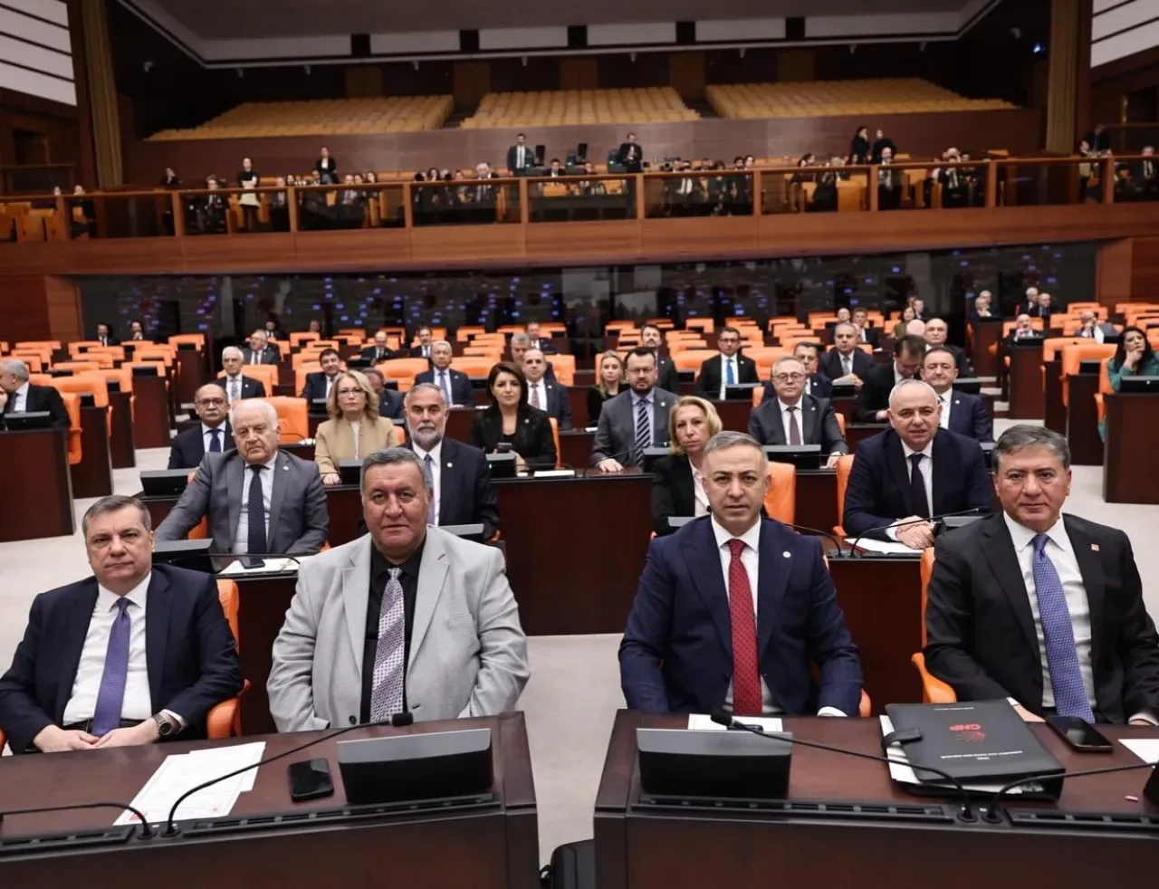Türkiye, Orta Doğu'daki Gerilimde Tarafsız Kalma Stratejisini Açıkladı Türkiye, Orta Doğu'daki Gerilimde Tarafsız Kalma Stratejisini Açıkladı