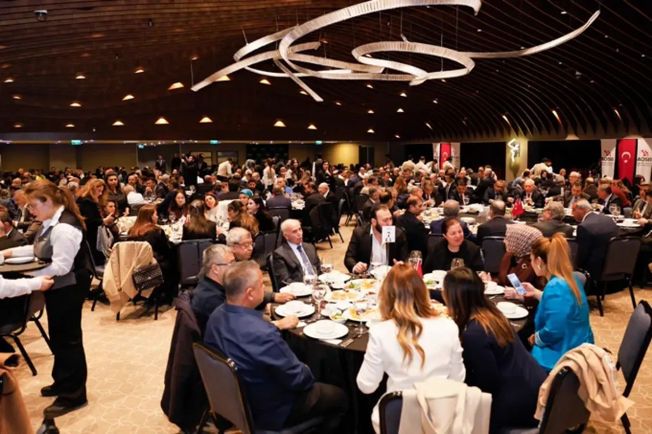 Adana OSB'de Kamu-Sanayi İş Birliği İftarda Buluştu Adana OSB'de Kamu-Sanayi İş Birliği İftarda Buluştu