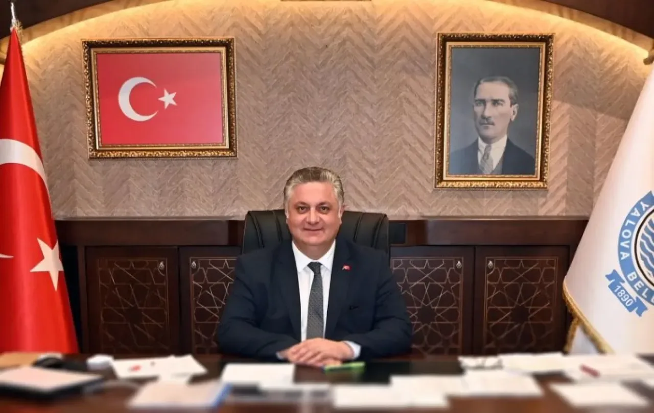 Yalova Belediye Başkanı Mehmet Gürel'den 12 Mart Mesajı Yalova Belediye Başkanı Mehmet Gürel'den 12 Mart Mesajı