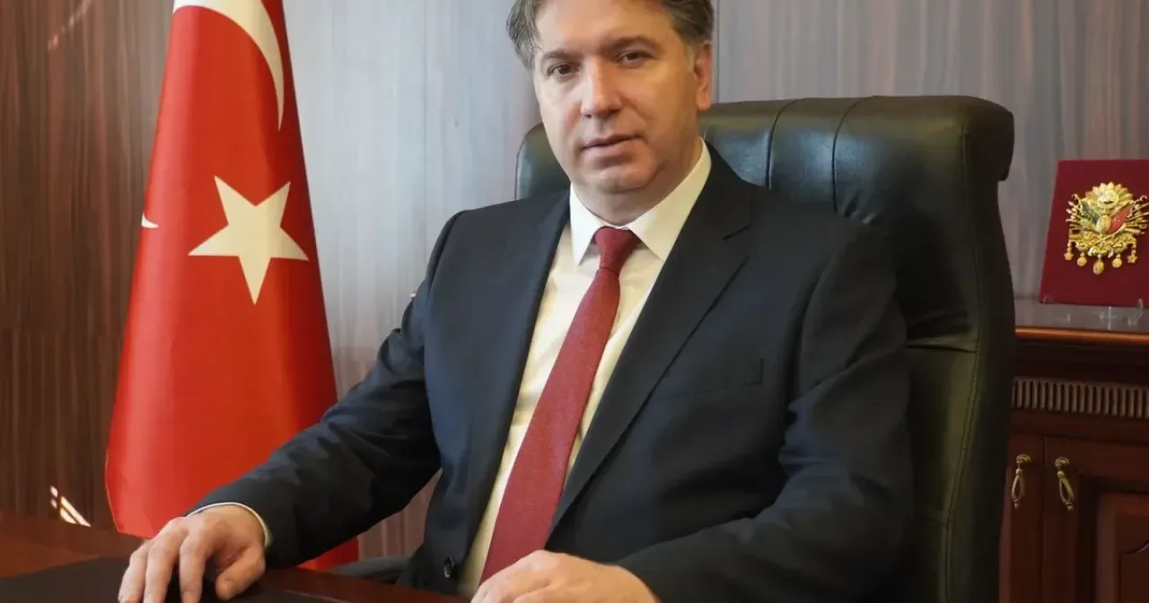 Yalova Üniversitesi Rektörü'nden Yerli ve Milli Teknoloji Vurgusu Yalova Üniversitesi Rektörü'nden Yerli ve Milli Teknoloji Vurgusu